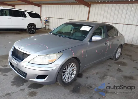 2011 Hyundai Genesis 3.8 z USA, uszkodzony, nr VIN KMHGC4DE4BU137176